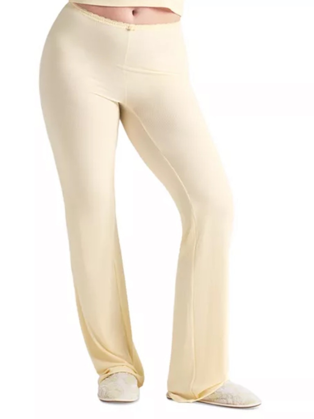 SKIMS Soft Lounge Lace Pants in Butter. Size XS.